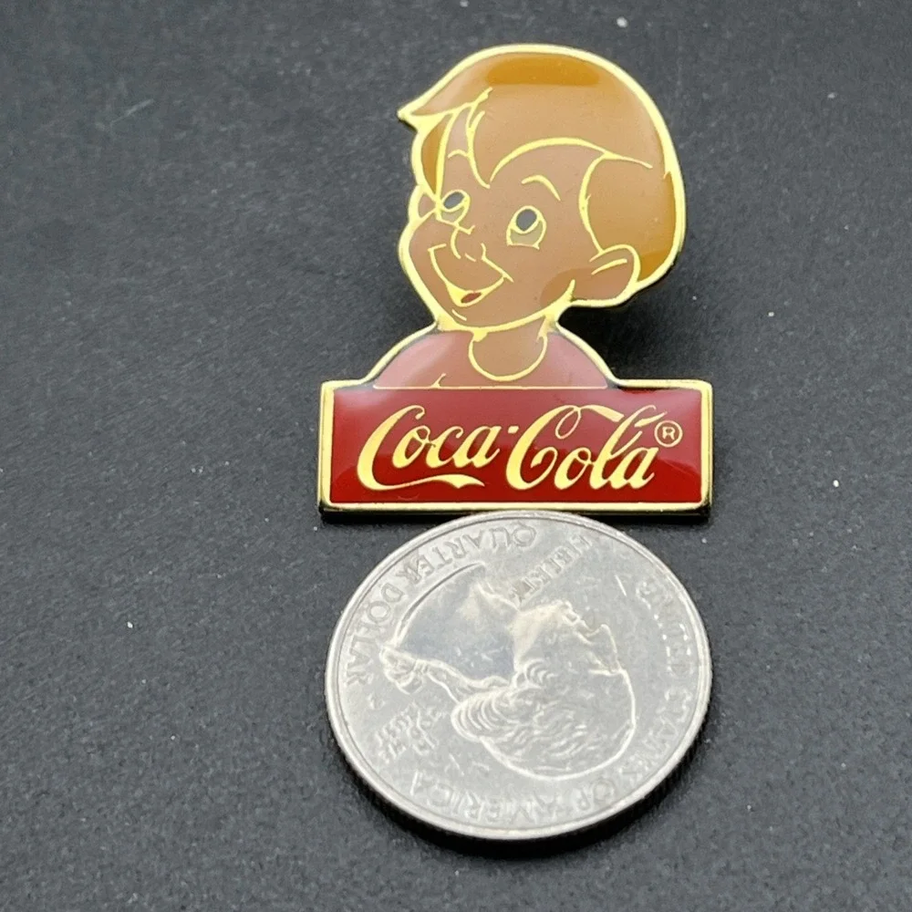 Disney Coca-Cola Coke Peter Pan Michael Lapel Hat‎ Pin